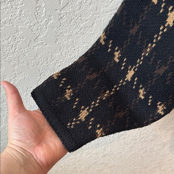 Crystal Kobe Plaid Cardigan in Black and Tan - Picture 5 of 10